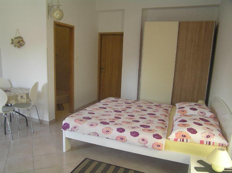 Deda Apartments Pag Town Exterior foto